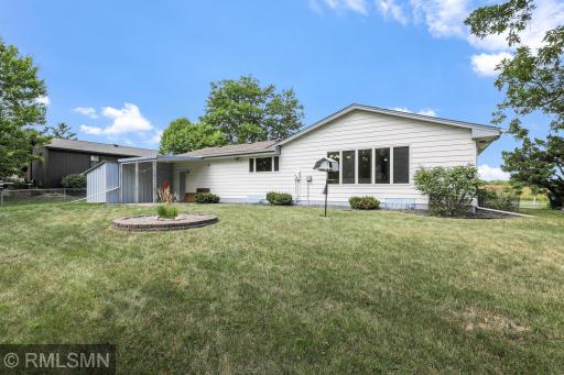 5001 W 98th Street, Bloomington, MN 55437
