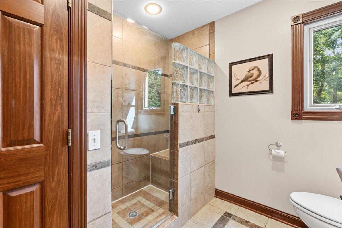 Upper Level 3/4 Bath