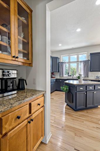 51-web-or-mls-269 Tristan Dr Excelsior MN_0034.jpg