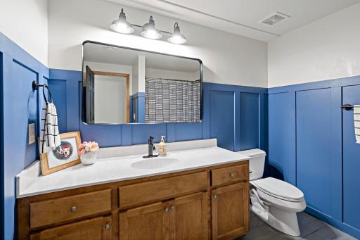 88-web-or-mls-269 Tristan Dr Excelsior MN_0071.jpg