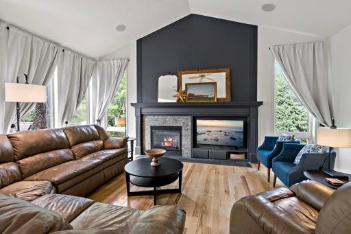 38-web-or-mls-269 Tristan Dr Excelsior MN_0021.jpg