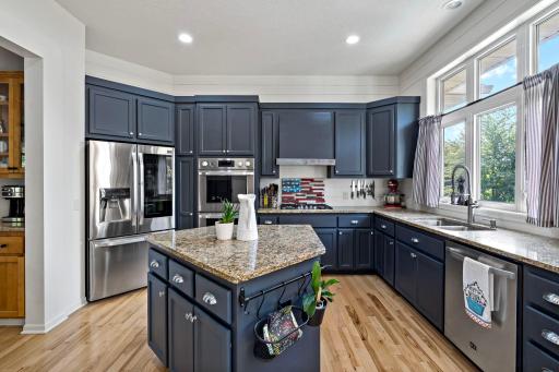 47-web-or-mls-269 Tristan Dr Excelsior MN_0030.jpg