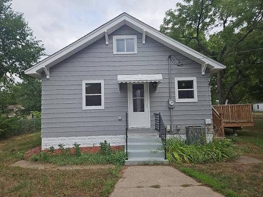 5553 Emerson Avenue N, Minneapolis, MN 55430