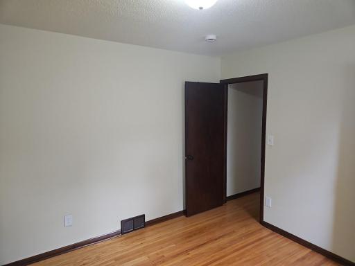 5553 Emerson Avenue N, Minneapolis, MN 55430