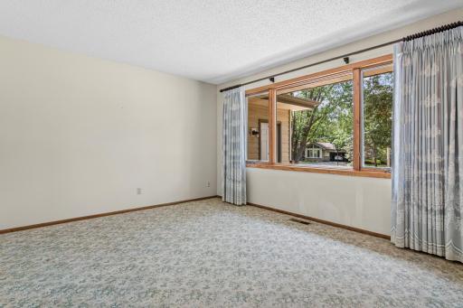 12611 Larch Street NW, Coon Rapids, MN 55448