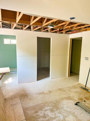 Bedroom Hallway/Entry