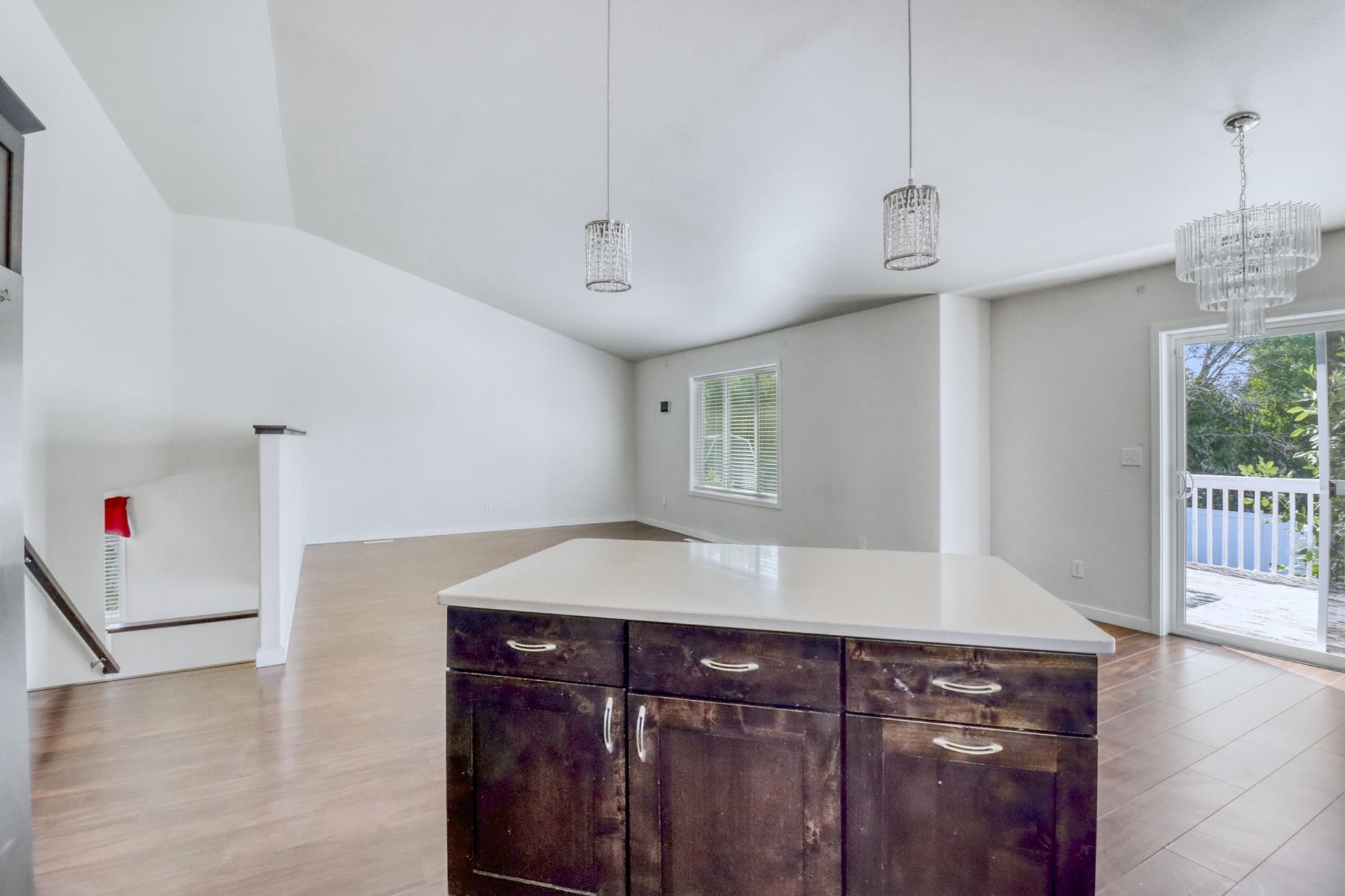 Kitchen1_7.JPG