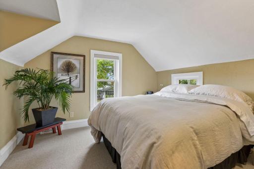 This bedroom also has extended spaces - dressing area plus additional flex space