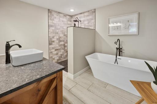 12987 Hillton Road, Little Falls, MN 56345