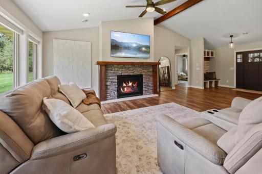 12987 Hillton Road, Little Falls, MN 56345