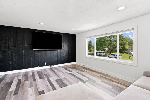 10201 209th Street N, Forest Lake, MN 55025