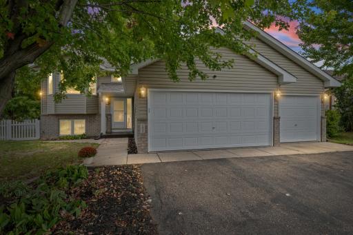 1825 Lupine Drive, Hudson, WI 54016