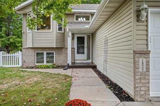 1825 Lupine Drive, Hudson, WI 54016