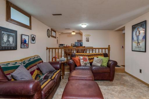 400 2nd Avenue, Pemberton, MN 56078