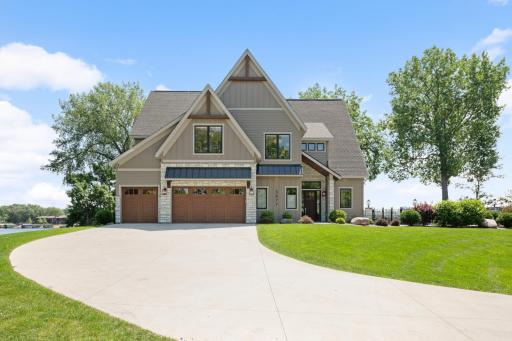3877 Island View Circle NW, Prior Lake, MN 55372