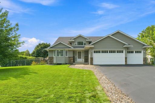 798 104th Court NE, Blaine, MN 55434