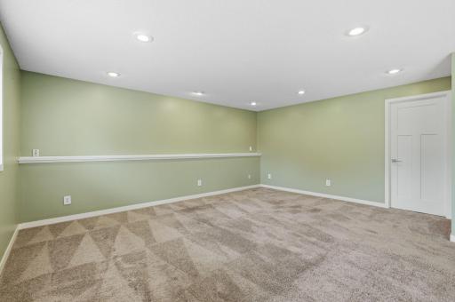 798 104th Court NE, Blaine, MN 55434