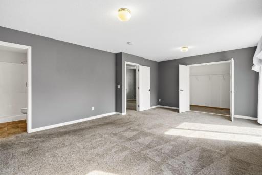 798 104th Court NE, Blaine, MN 55434
