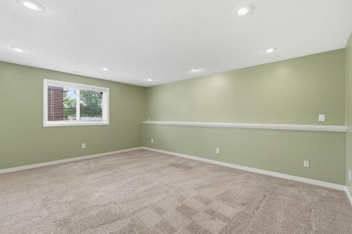 798 104th Court NE, Blaine, MN 55434