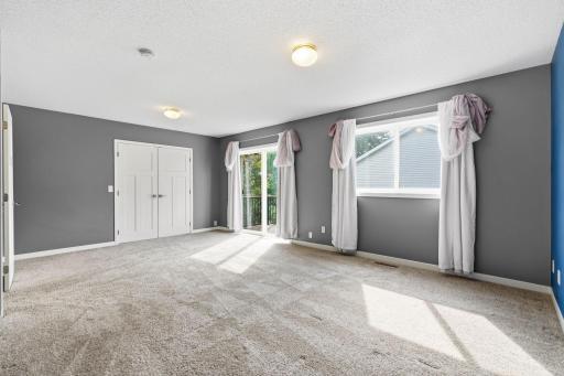 798 104th Court NE, Blaine, MN 55434