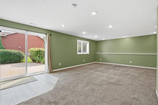 798 104th Court NE, Blaine, MN 55434