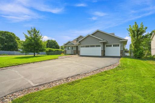 798 104th Court NE, Blaine, MN 55434