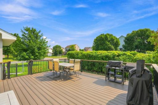 798 104th Court NE, Blaine, MN 55434