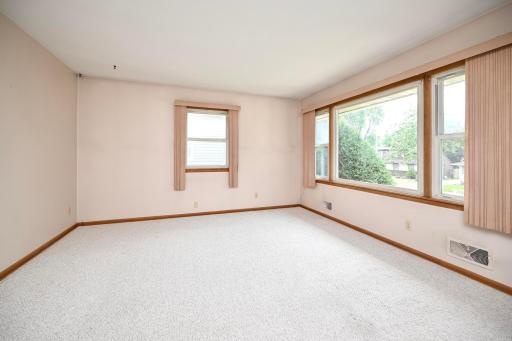 3 Living Room I.jpg