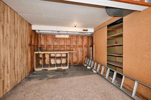 26 Garage Workshop Area.jpg