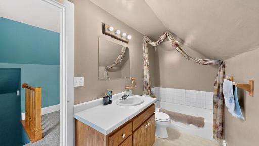 108 2nd Street NE, Grand Meadow, MN 55936