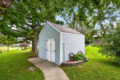 108 2nd Street NE, Grand Meadow, MN 55936