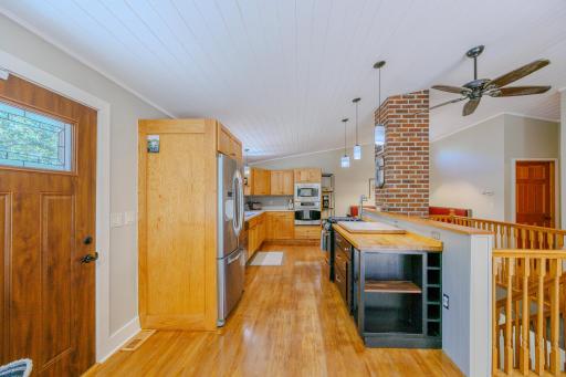 6351 Island View Drive NE, Bemidji, MN 56601