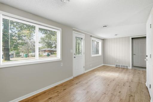 10760 56th Street, Clear Lake, MN 55319