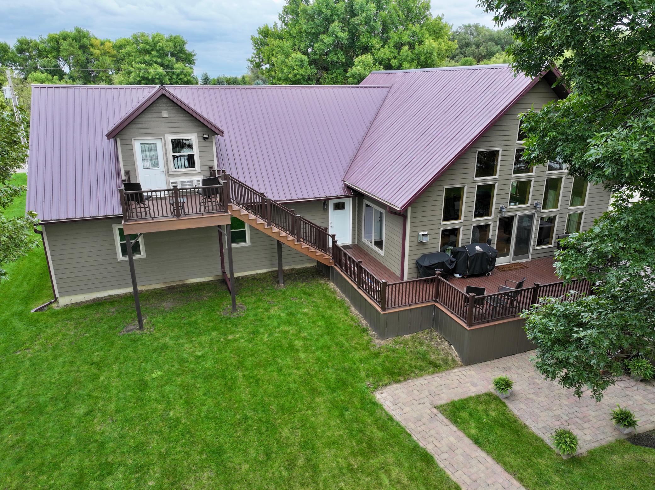10 N Shore Dr Mid From Front.JPG