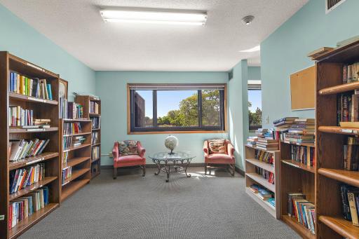 4100 Parklawn Avenue, 109, Edina, MN 55435