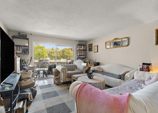 4100 Parklawn Avenue, 109, Edina, MN 55435