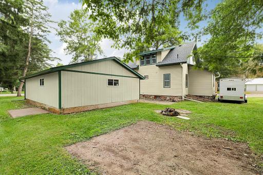 555 2nd Avenue NW, Milaca, MN 56353