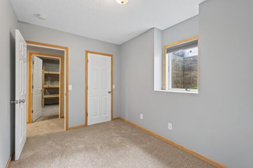 12925 BR 10.jpg