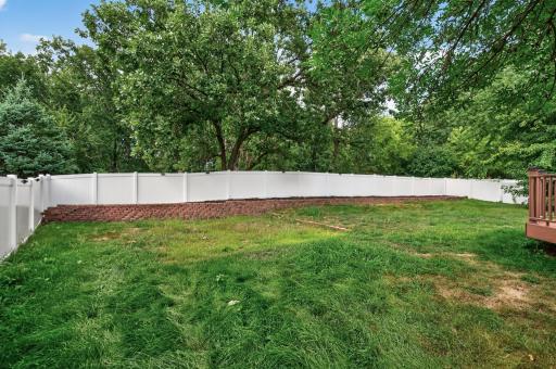 12925 backyard 2.jpg