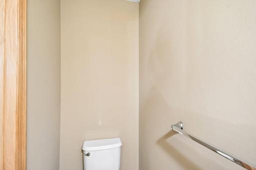 21-web-or-mls-Partridge Cir-S2509-021.jpg