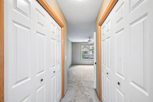 28-web-or-mls-Partridge Cir-S2509-028.jpg