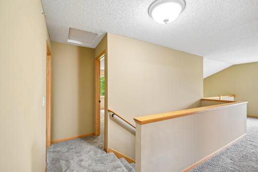 31-web-or-mls-Partridge Cir-S2509-031.jpg
