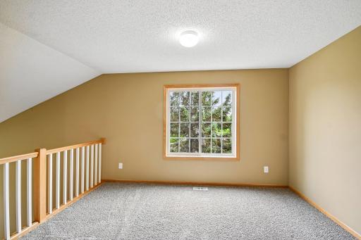 35-web-or-mls-Partridge Cir-S2509-035.jpg