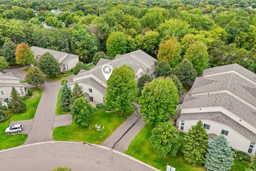 46-web-or-mls-Partridge Cir-S2509-046.jpg