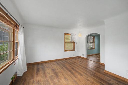 143 12th Avenue N, South Saint Paul, MN 55075
