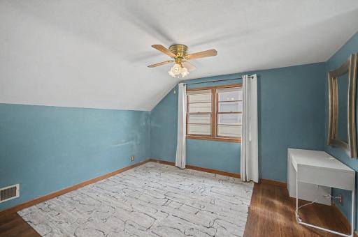 143 12th Avenue N, South Saint Paul, MN 55075