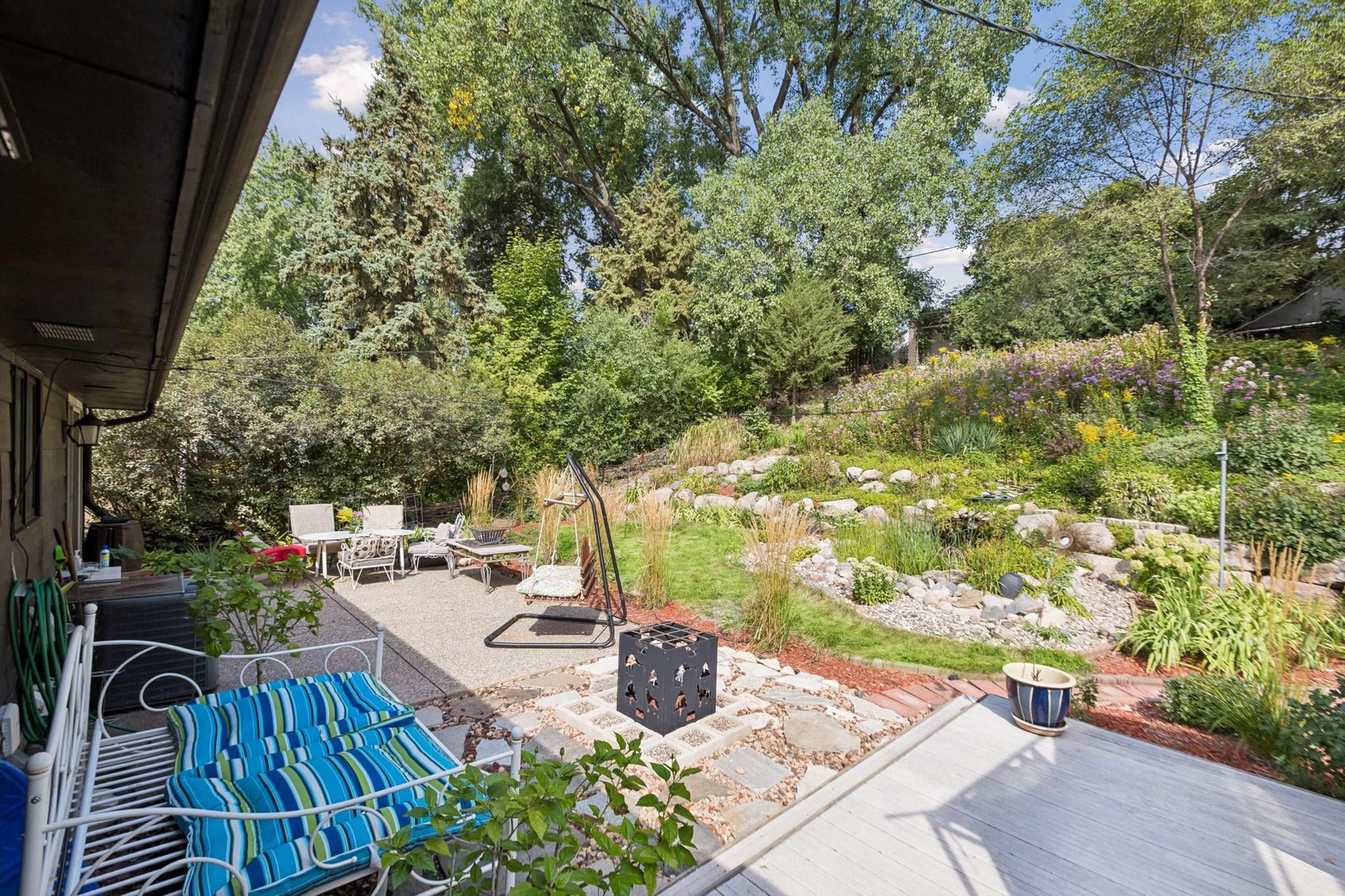30. firepit lounge area for outdoor entertaining and cozy evening gatherings.jpg