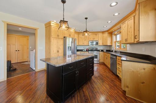 22 kitchen.jpg