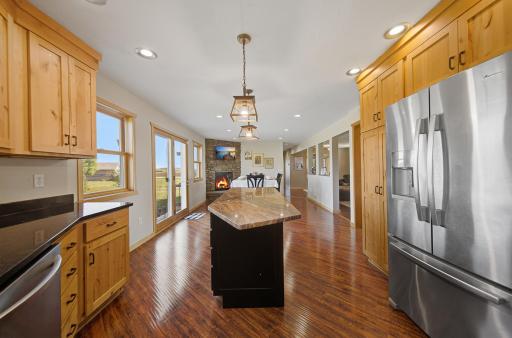27 kitchen.jpg