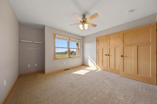 40 bedroom 2.jpg